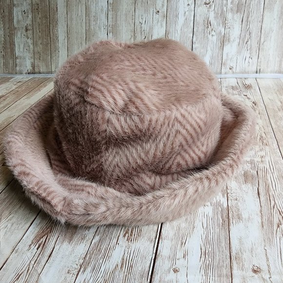 Fuzzy Pink Bucket Hat - Picture 2 of 7